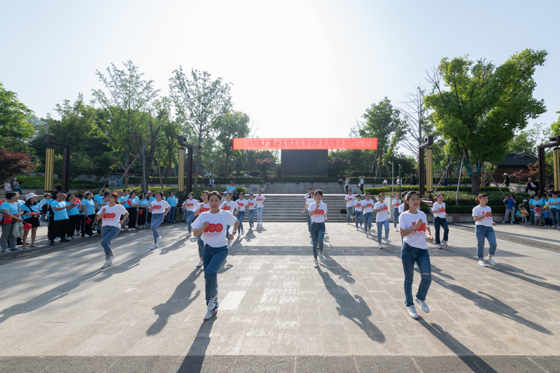 1622528469556878ITIl.jpg 封面1.jpg