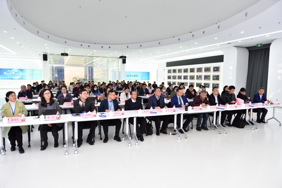 1702255899979194OWhz.jpg IMG_20231207_154418.jpg